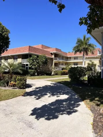 5580 S Tamberlane Circle Palm Beach Gardens FL 33418