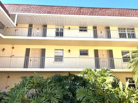 5580 S Tamberlane Circle Palm Beach Gardens FL 33418