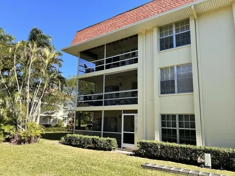5580 S Tamberlane Circle Palm Beach Gardens FL 33418