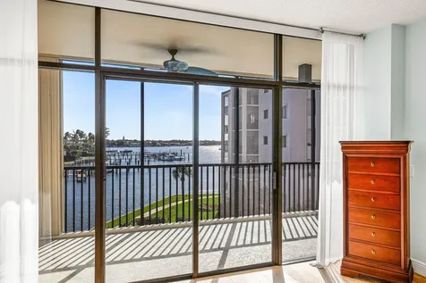 11370 Twelve Oaks Way North Palm Beach FL 33408