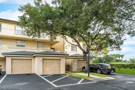 2040 Greenview Shores Boulevard Wellington FL 33414