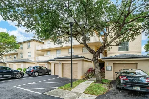 2040 Greenview Shores Boulevard Wellington FL 33414