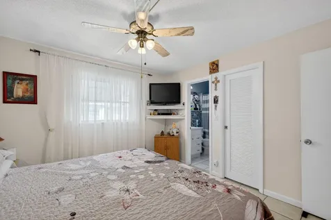 3051 Nw 1st Drive Pompano Beach FL 33064