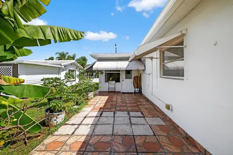 3051 Nw 1st Drive Pompano Beach FL 33064