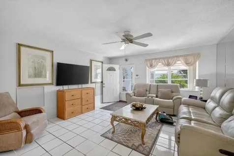 3051 Nw 1st Drive Pompano Beach FL 33064