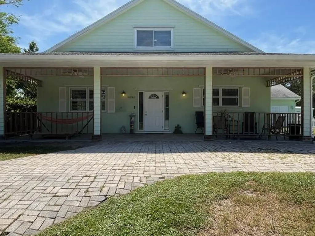 9590 Primrose Drive Micco FL 32976