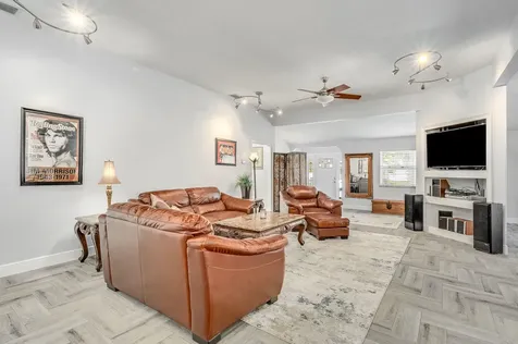 2100 Vernon Place Melbourne FL 32901