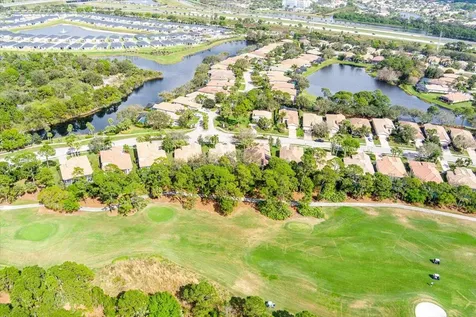 8821 Champions Way Port Saint Lucie FL 34986