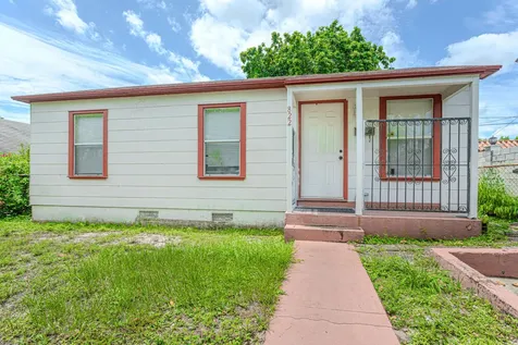 822 30th Court West Palm Beach FL 33407