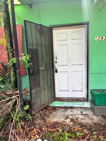 12931 Westview Drive Miami FL 33167