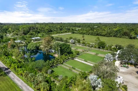 1754 B Road Loxahatchee Groves FL 33470