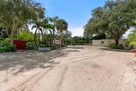1754 B Road Loxahatchee Groves FL 33470