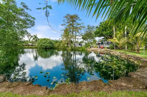 1754 B Road Loxahatchee Groves FL 33470