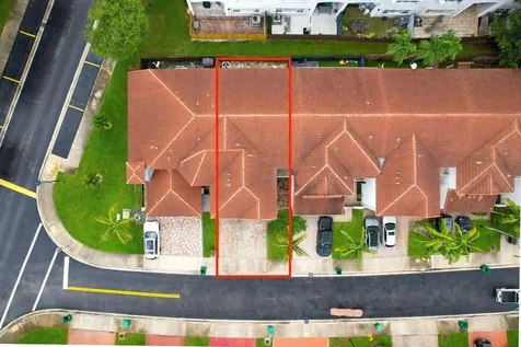 8022 Nw 114th Place Doral FL 33178