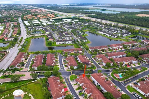 8022 Nw 114th Place Doral FL 33178
