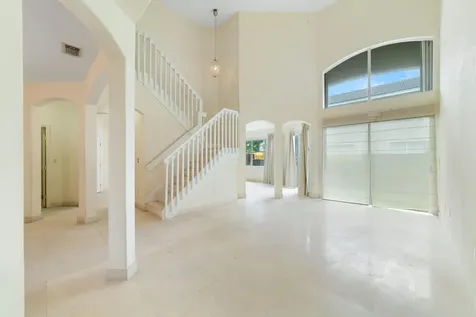 8022 Nw 114th Place Doral FL 33178