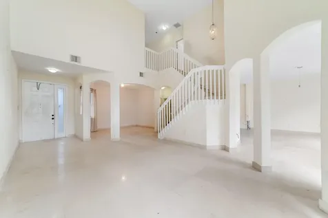 8022 Nw 114th Place Doral FL 33178