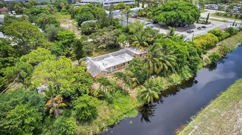 129 Fleming Avenue Greenacres FL 33463