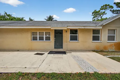129 Fleming Avenue Greenacres FL 33463