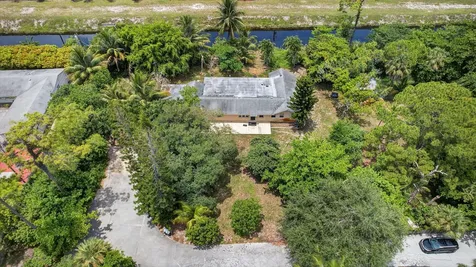 129 Fleming Avenue Greenacres FL 33463