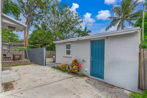 516 Nathan Hale Road West Palm Beach FL 33405