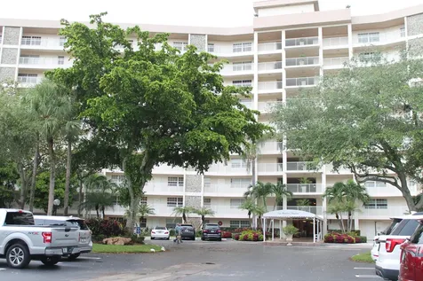 3507 Oaks Way Pompano Beach FL 33069