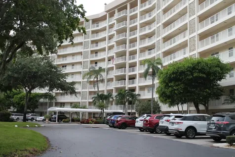 3507 Oaks Way Pompano Beach FL 33069