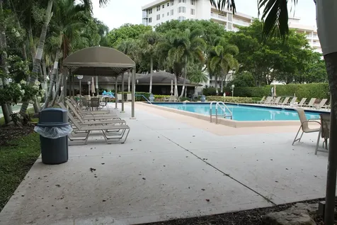3507 Oaks Way Pompano Beach FL 33069