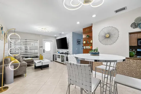 5511 Columbus Road West Palm Beach FL 33405