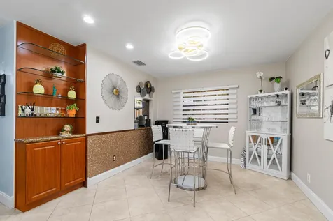 5511 Columbus Road West Palm Beach FL 33405