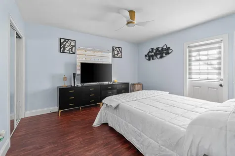 5511 Columbus Road West Palm Beach FL 33405