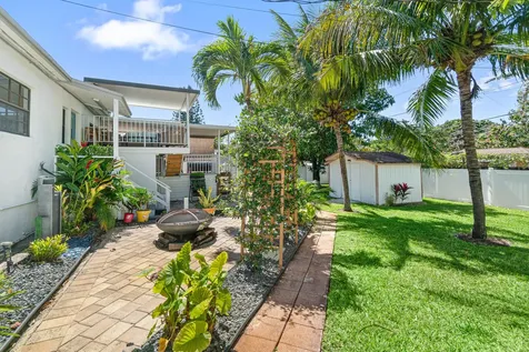 5511 Columbus Road West Palm Beach FL 33405