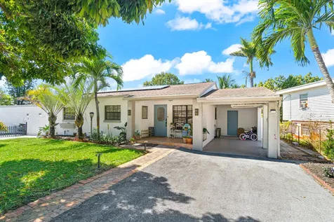 5511 Columbus Road West Palm Beach FL 33405