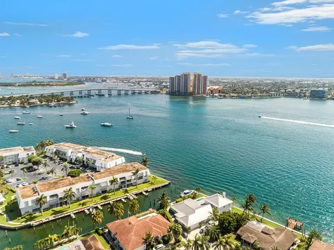 1025 Sugar Sands Boulevard Singer Island FL 33404