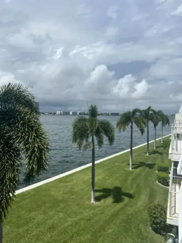 1025 Sugar Sands Boulevard Singer Island FL 33404