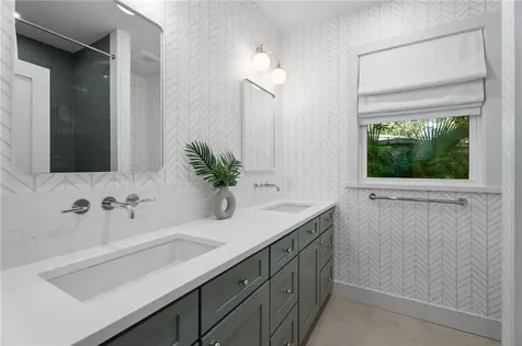 4120 Indian River Drive Vero Beach FL 32963