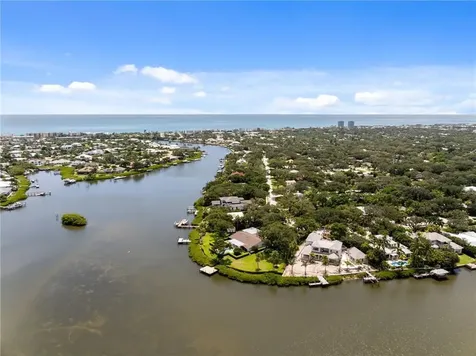 4120 Indian River Drive Vero Beach FL 32963