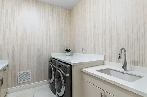 9297 Tropez Lane Delray Beach FL 33446