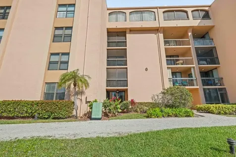 750 Egret Circle Delray Beach FL 33444