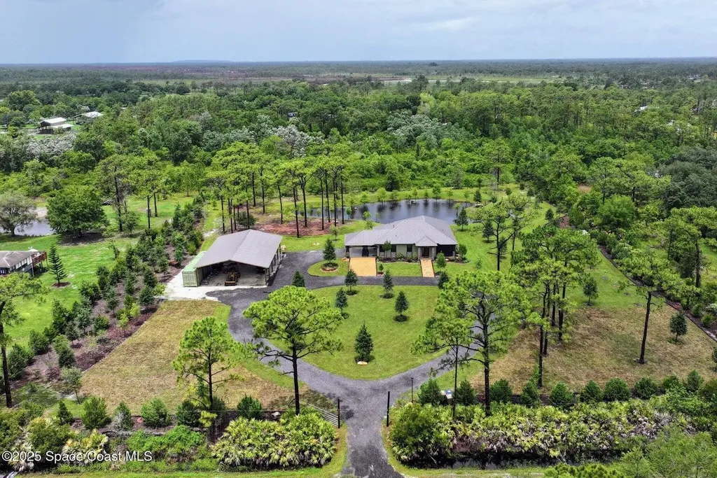 7330 Crabgrass Road St. Cloud FL 34773