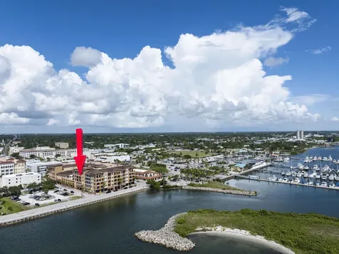 20 Orange Avenue Fort Pierce FL 34950