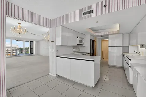 3211 S Ocean Boulevard Highland Beach FL 33487