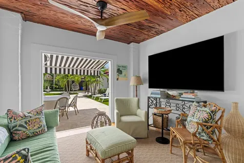 528 32nd Street West Palm Beach FL 33407