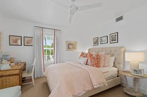 528 32nd Street West Palm Beach FL 33407