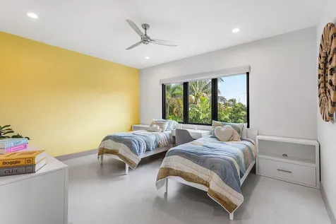 499 Ne 4th Street Boca Raton FL 33432