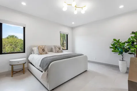 499 Ne 4th Street Boca Raton FL 33432