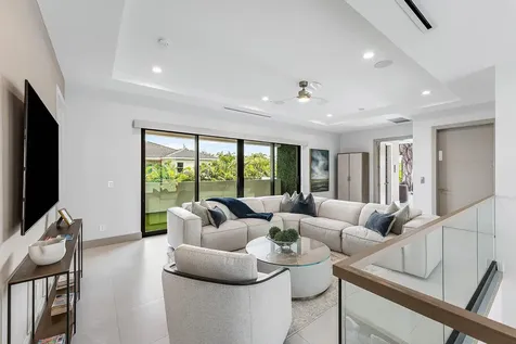 499 Ne 4th Street Boca Raton FL 33432