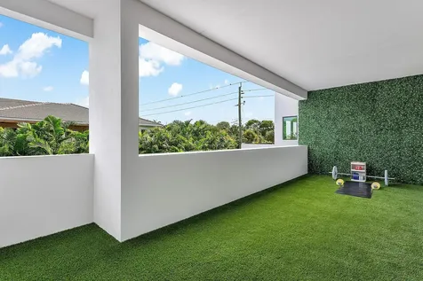 499 Ne 4th Street Boca Raton FL 33432