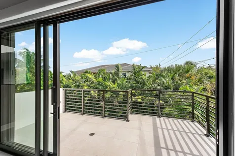 499 Ne 4th Street Boca Raton FL 33432