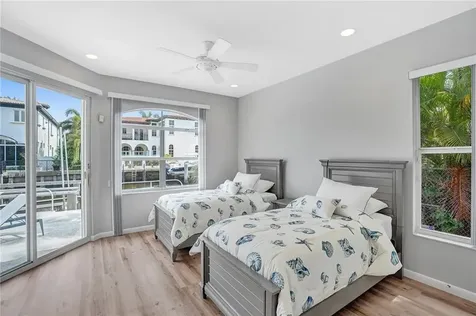1033 Brooks Lane Delray Beach FL 33483